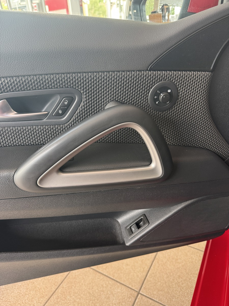 Volkswagen Scirocco 2.0 TDI Sport 1. Hand Alcantara Panoram — photo 8