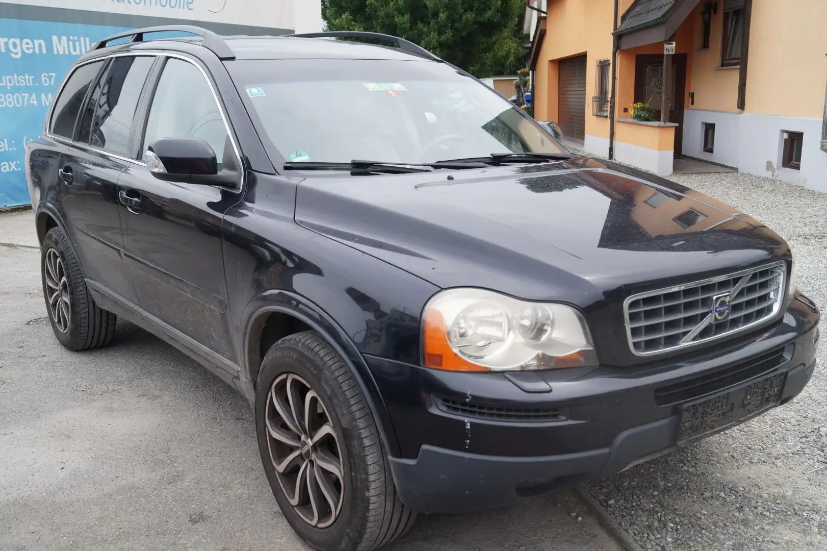 Volvo XC90 D5 Momentum Leder Automatik 7 Sitze Negru - 1