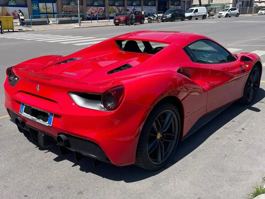 Ferrari 488 2016 из Европы — купить под ключ