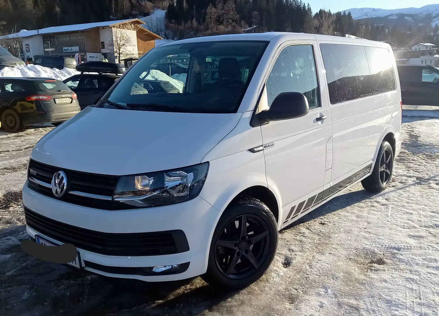 Volkswagen T6 Multivan Trendline 2,0 TDI 4Motion BMT - 1