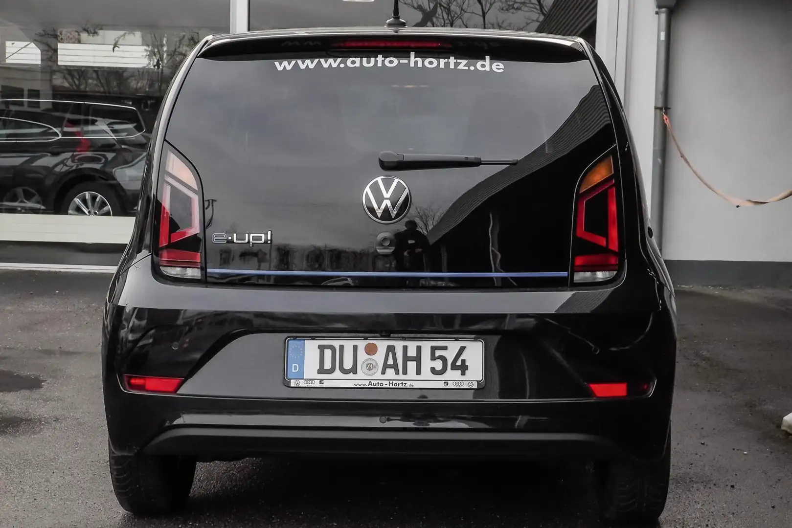 Volkswagen e-up! up! Style 'Plus' 61 kW (83 PS) 32,3 kWh 1-Ga Чорний - 2