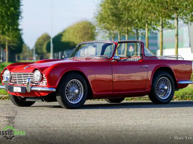 Triumph TR4 Surrey Top