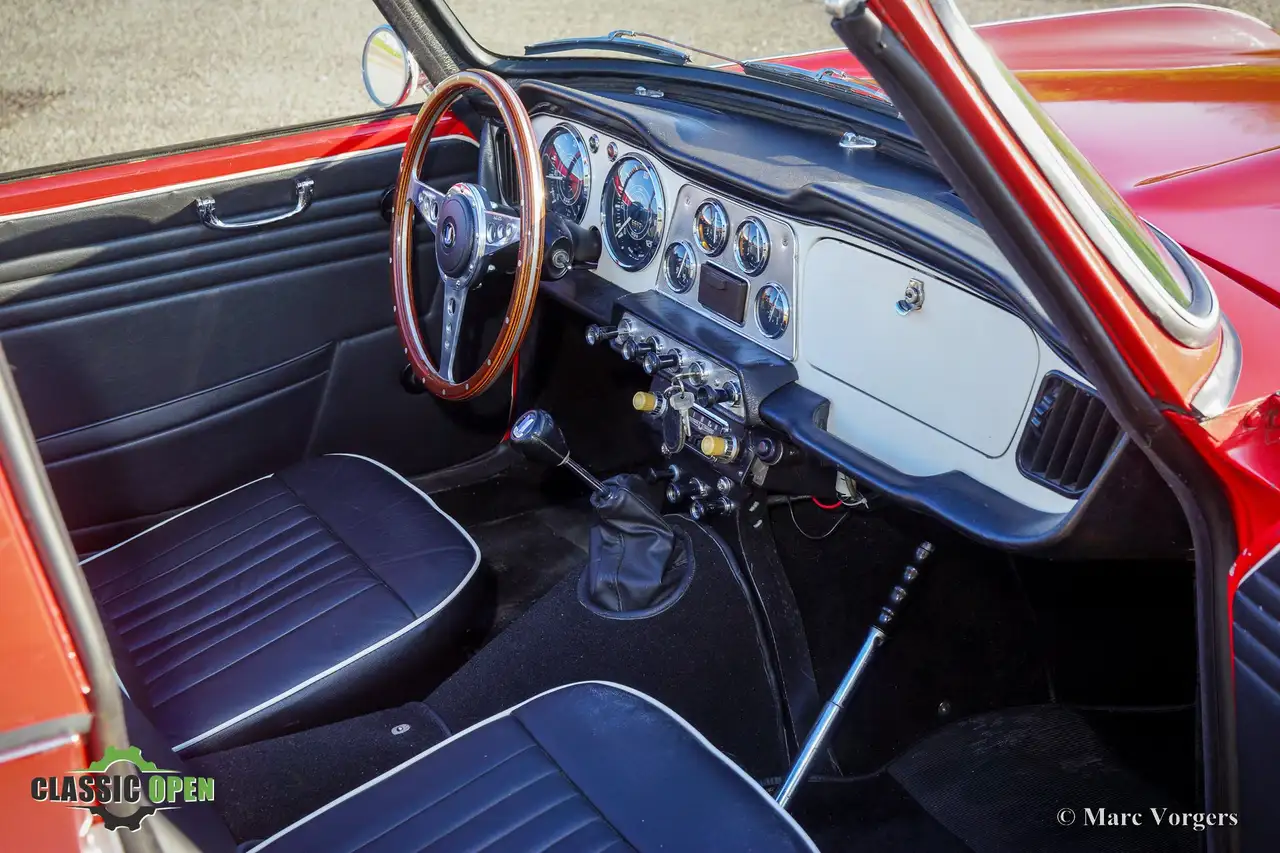 Triumph TR4 Surrey Top, foto 11