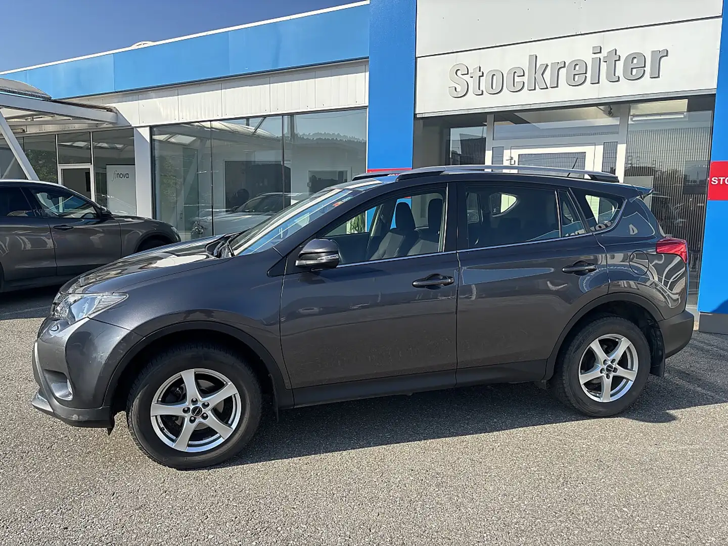 Toyota RAV 4 RAV4 2,2 D-4D Elegance 4WD*Pickerl 04/27*Freisp... Grau - 2