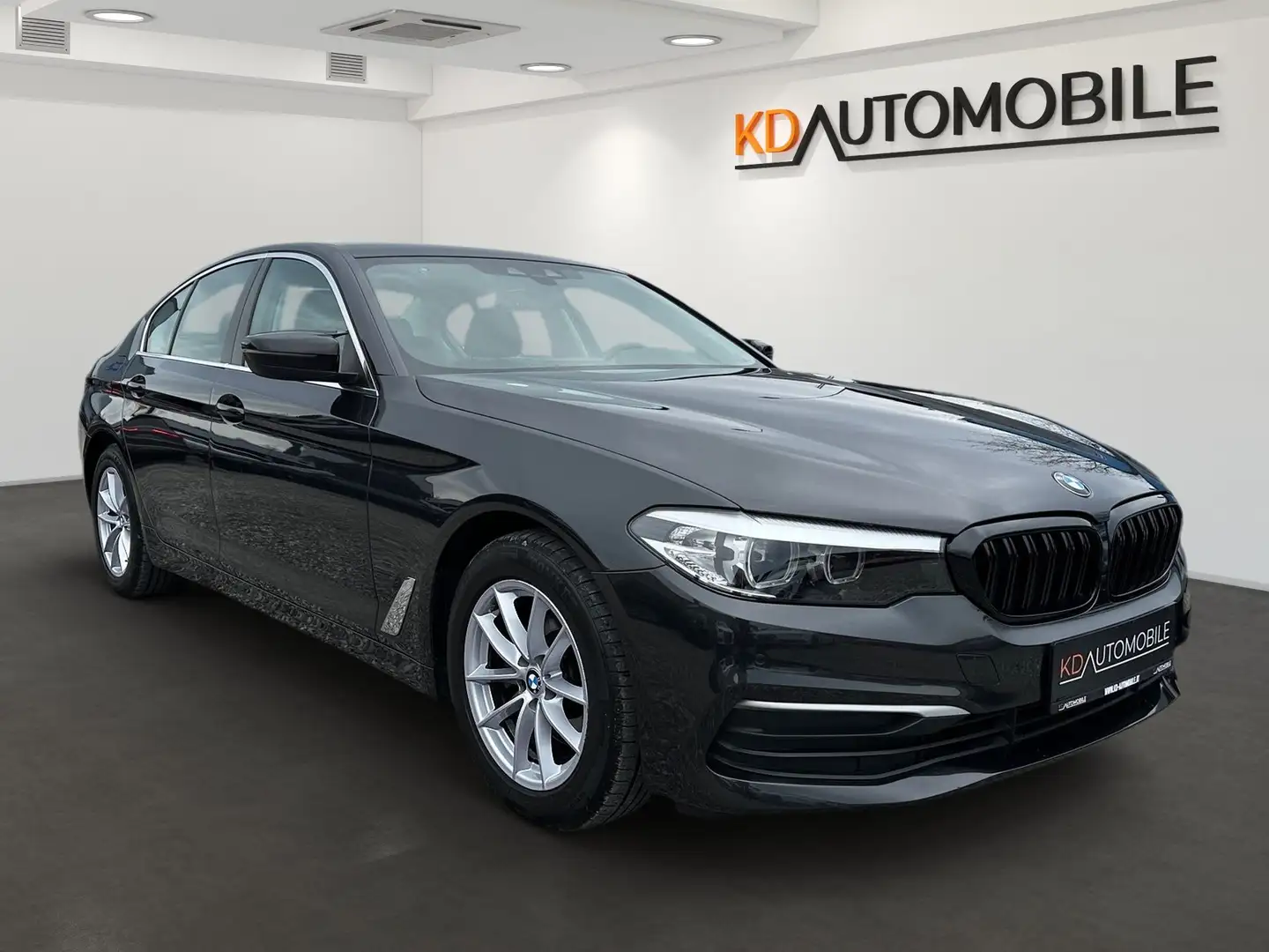 BMW 520 d, (G30) Aut., MFL, ACC, LED, Kamera Gri - 2