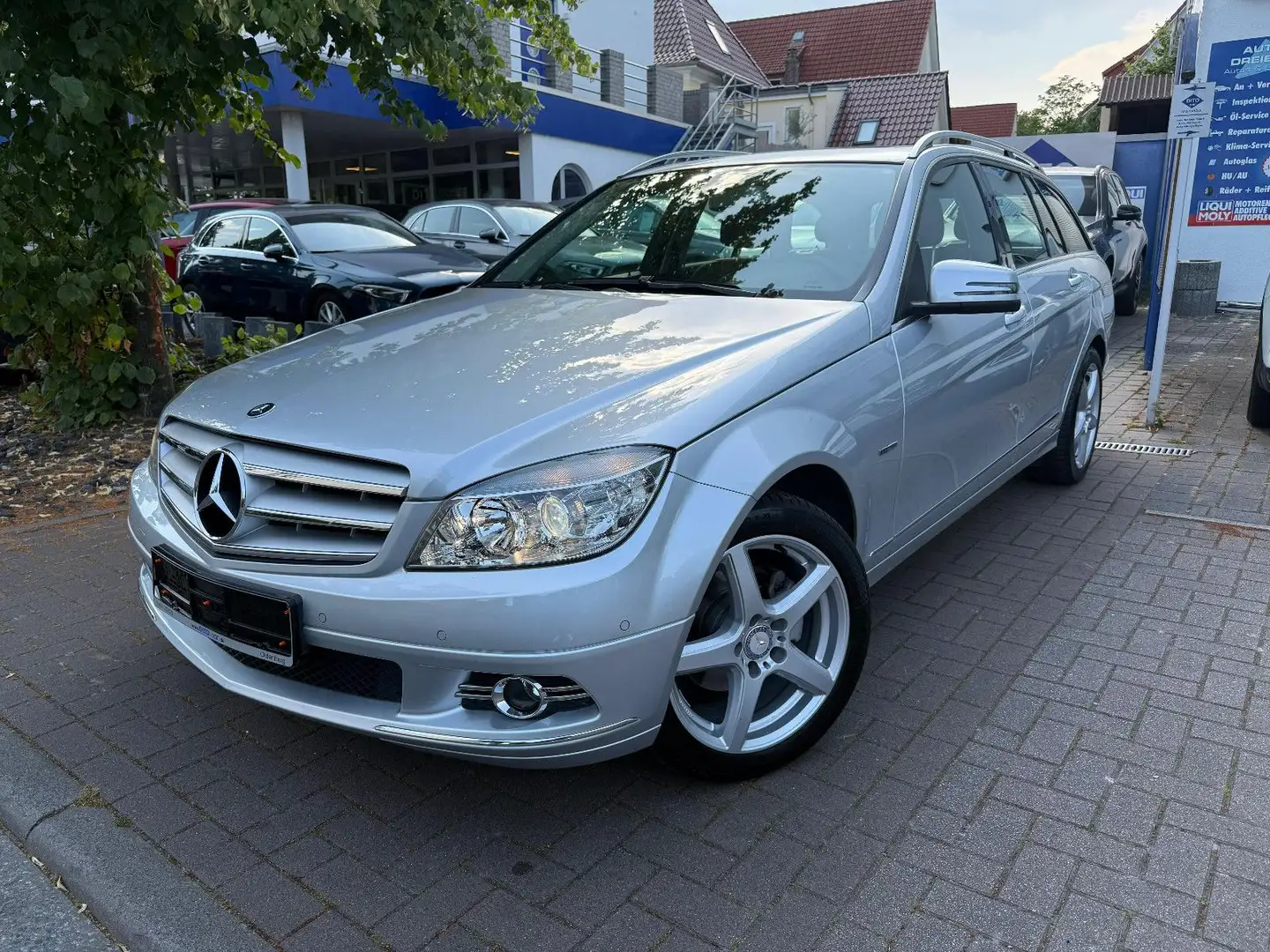 Mercedes-Benz C 180 T Kompressor BlueEffici Avantgarde AHK/PDC Silber - 1