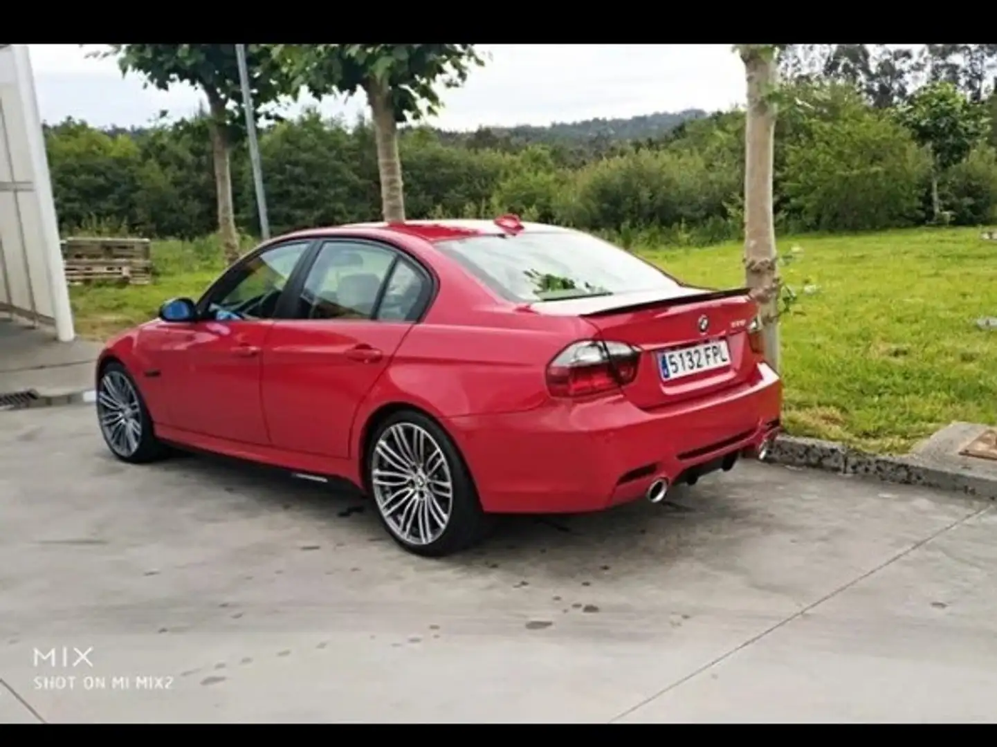 BMW 335 335i Czerwony - 2