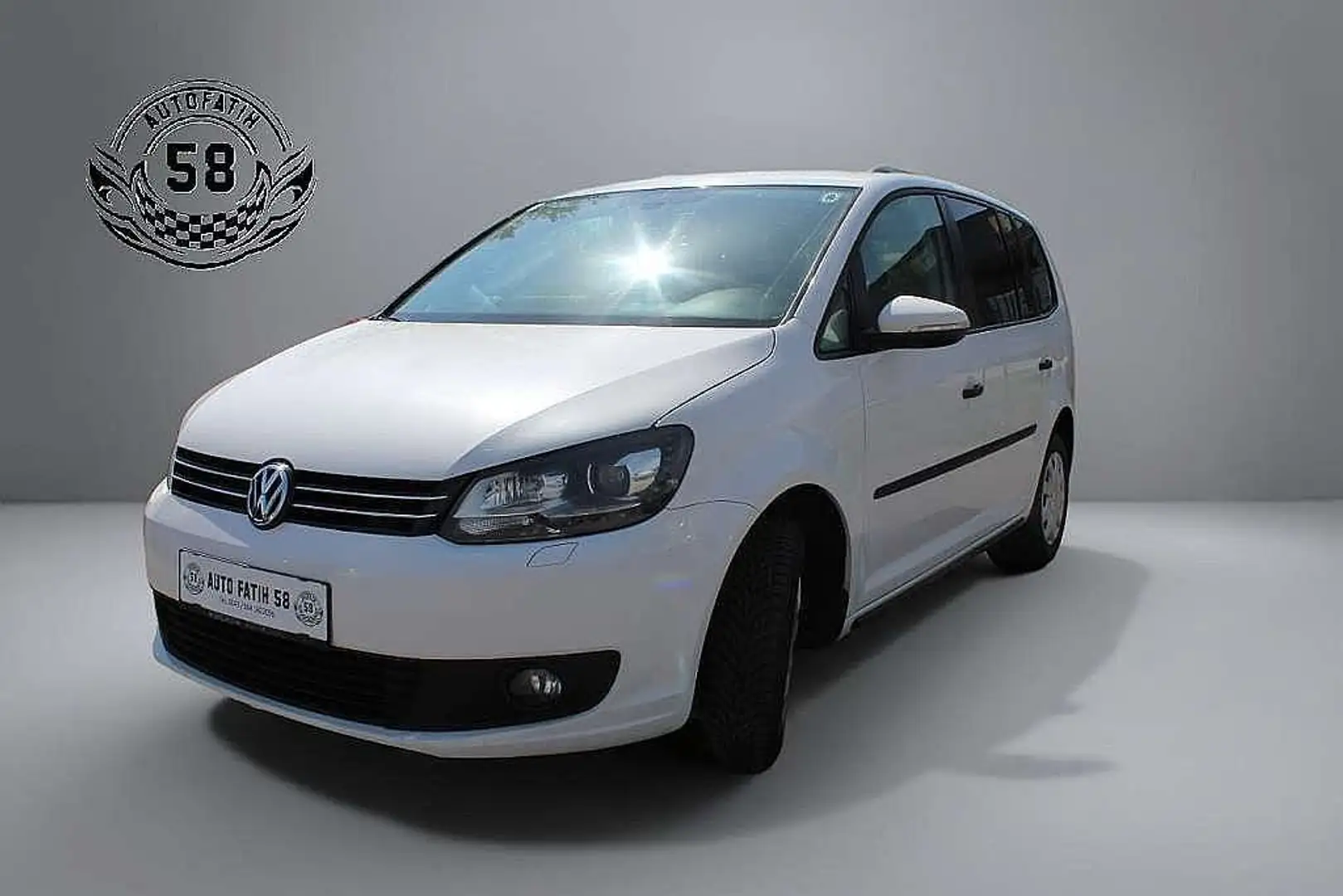 Volkswagen Touran Cool 1,6 BMT TDI DPF Weiß - 1
