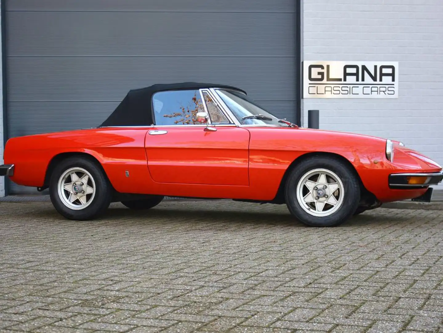 Alfa Romeo Spider 2.0 Červená - 2