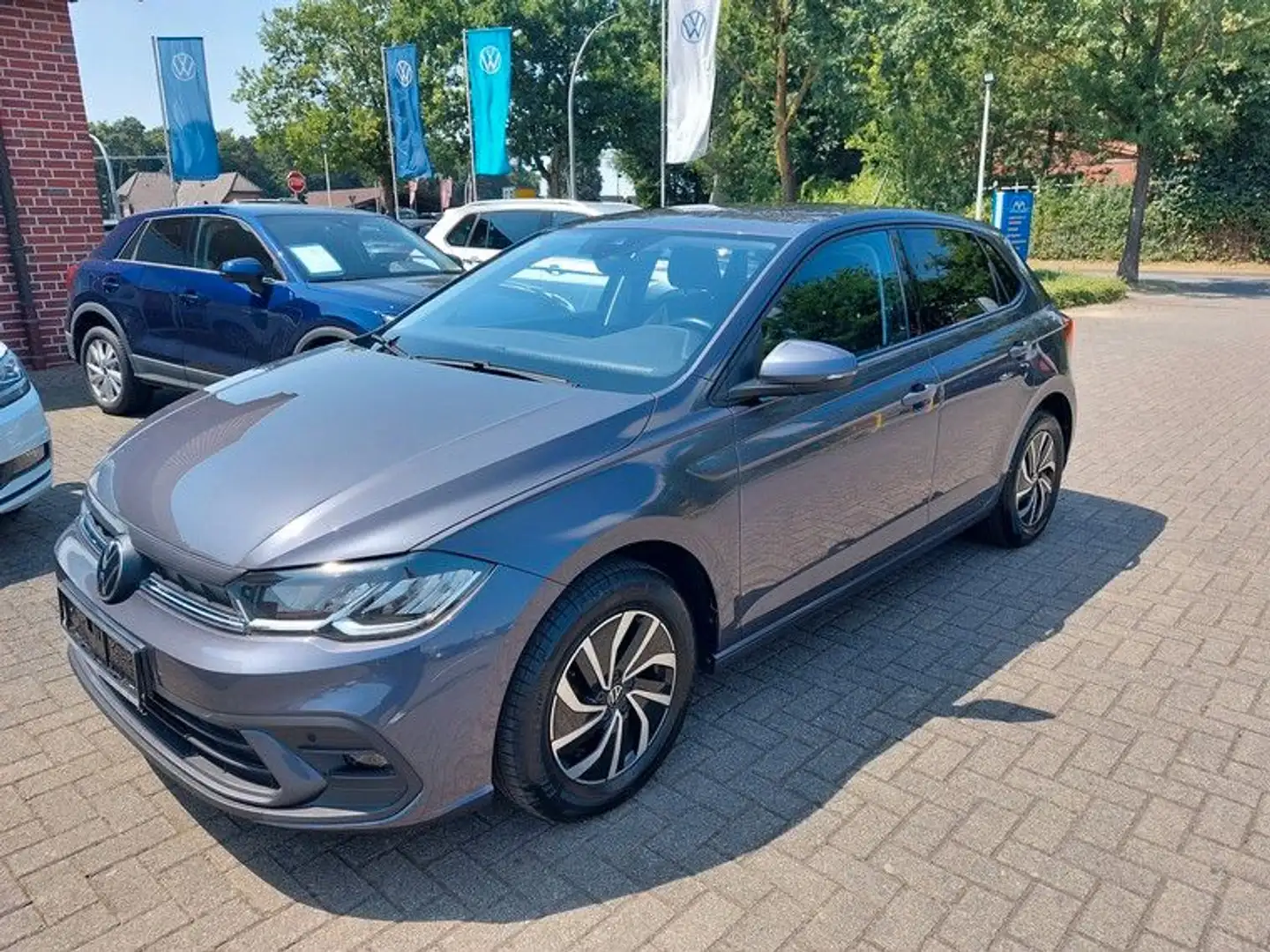 Volkswagen Polo VI 1,0 TSI Life *ACC*App*LED*KLA*Sitzhzg Gris - 1