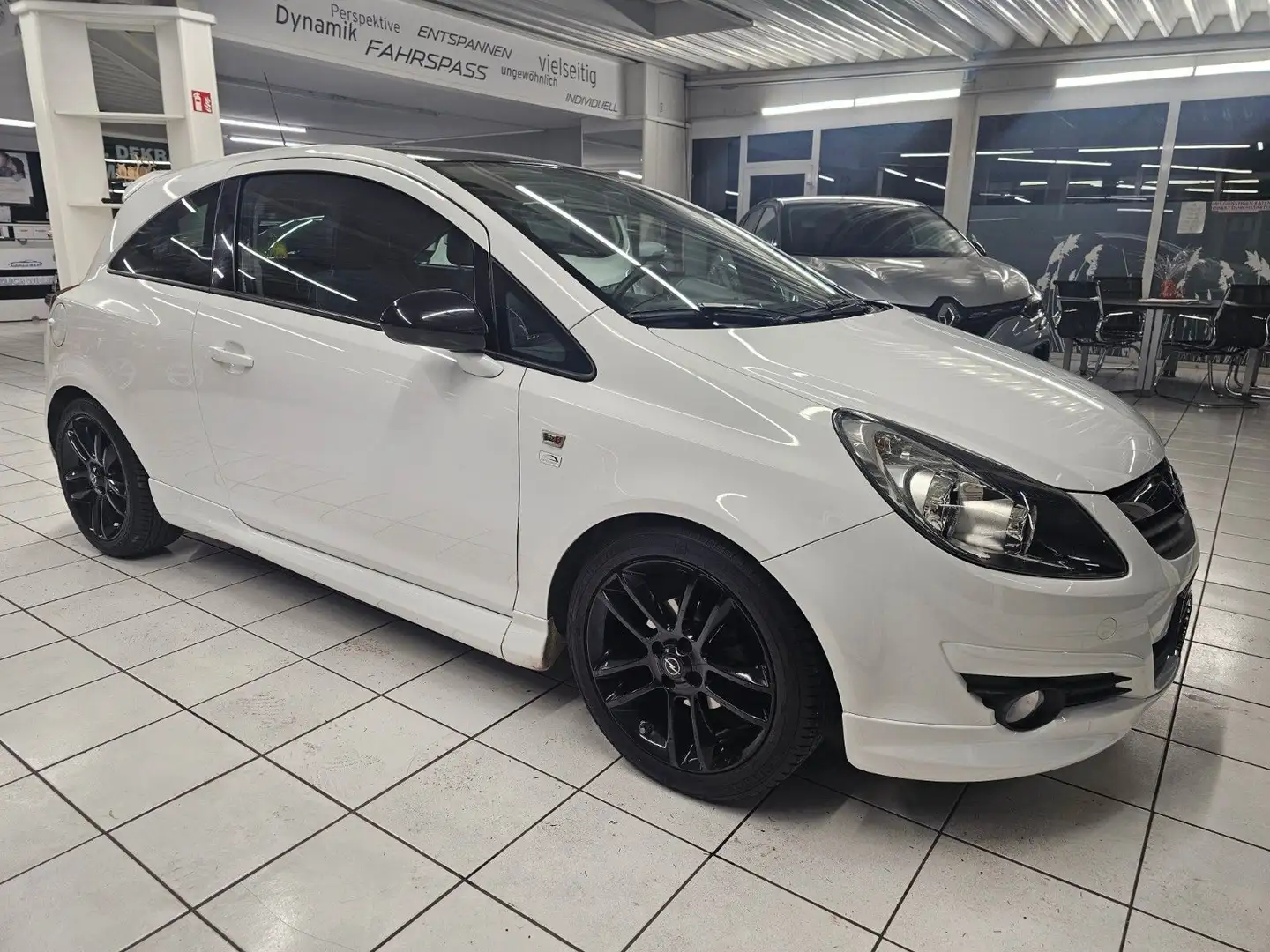 Opel Corsa D 1,4 Twinport Edition Limited Weiß - 1