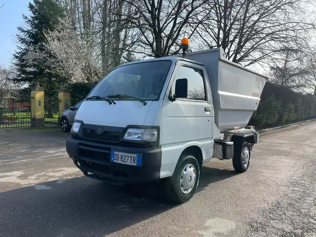 Piaggio Porter Porter 1.3i 65CV ribaltabile trasporto rifiuti