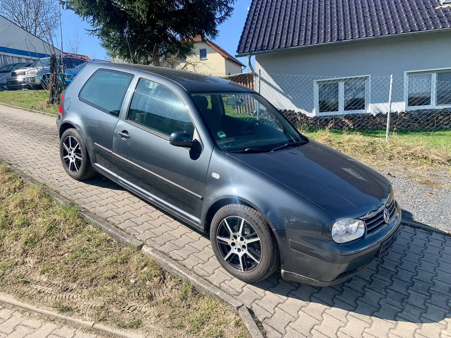 Volkswagen Golf 2.0 Auto Comfortline / TÜV NEU  ! ! ! - 1