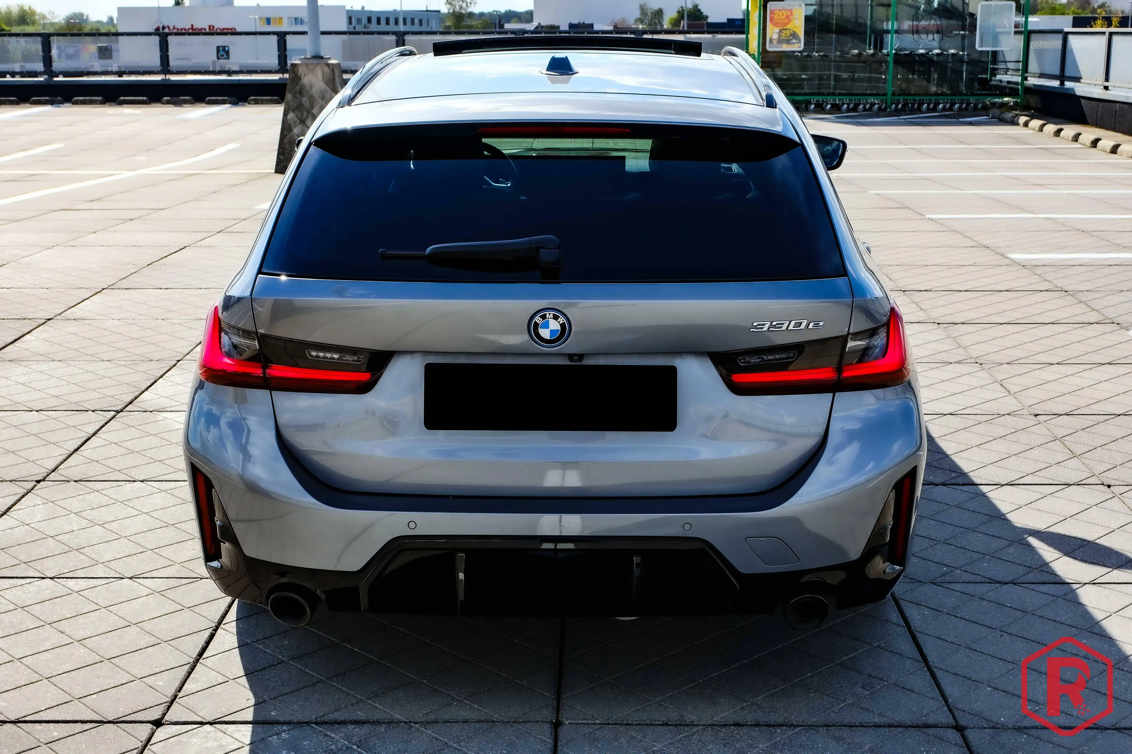 BMW 330 e Touring M Sport Hybride Facelift LCI Garantie — photo 6