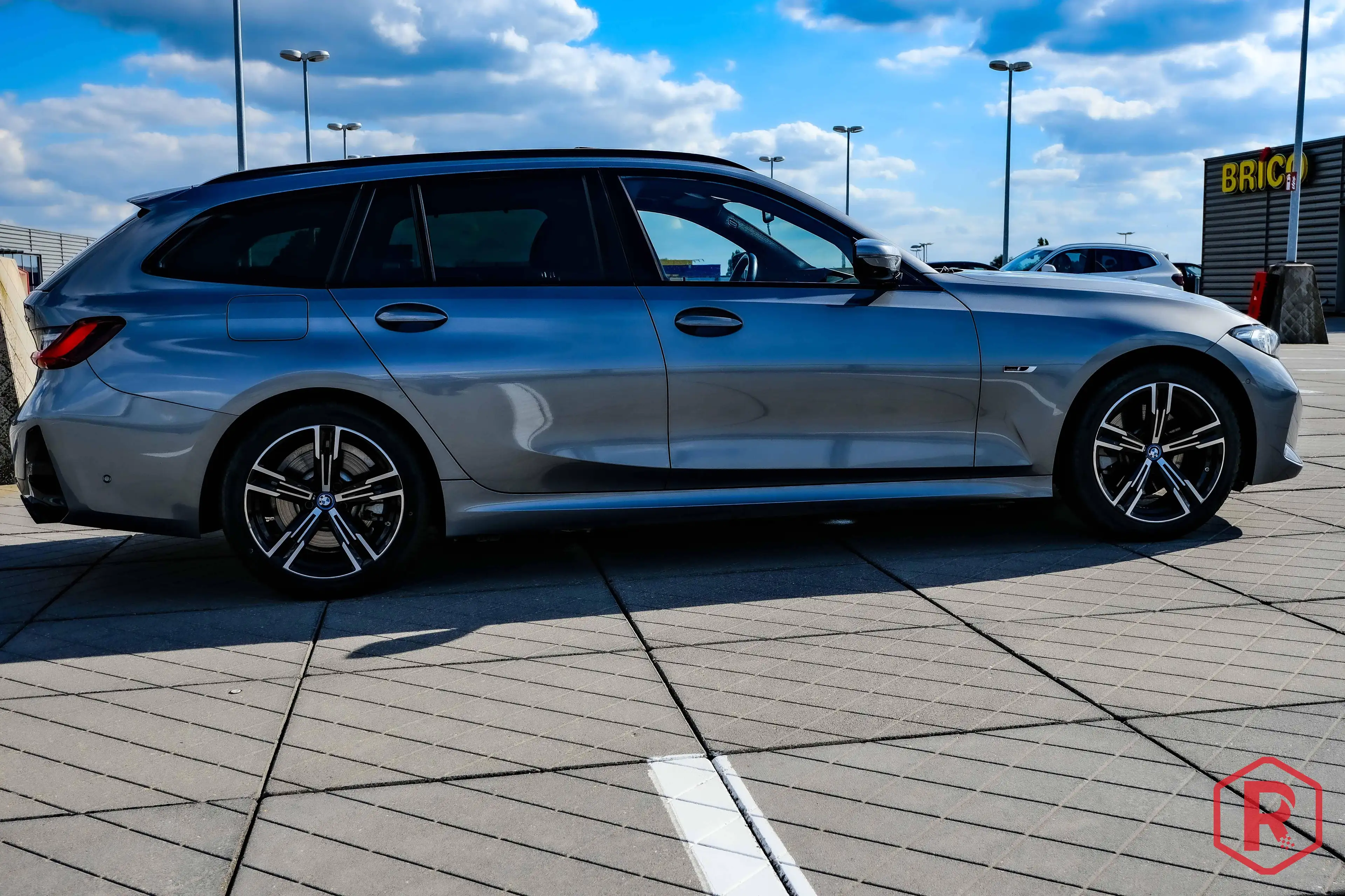 BMW 330 e Touring M Sport Hybride Facelift LCI Garantie — photo 4