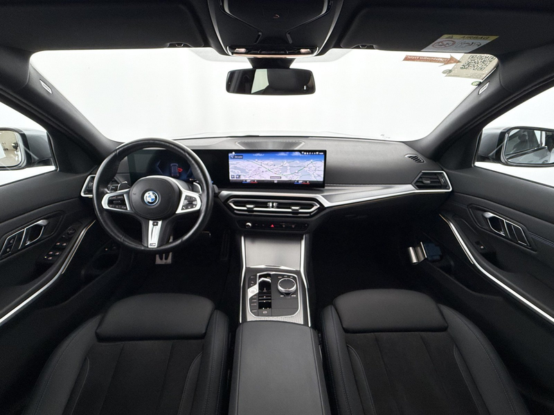 BMW 320 e Touring  M-Sport Aut LED LEDER NAVI SITZHZG — photo 13