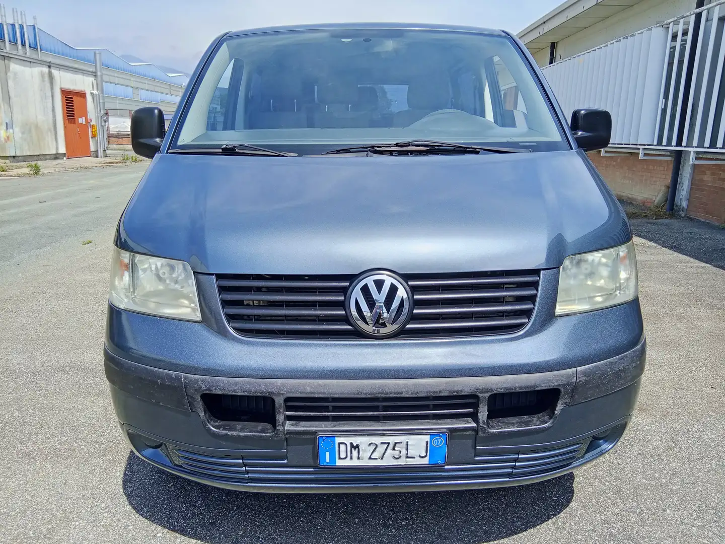 Volkswagen T5 Multivan 2.5 tdi Comfortline tiptronic GANCIO TRAINO Blauw - 2
