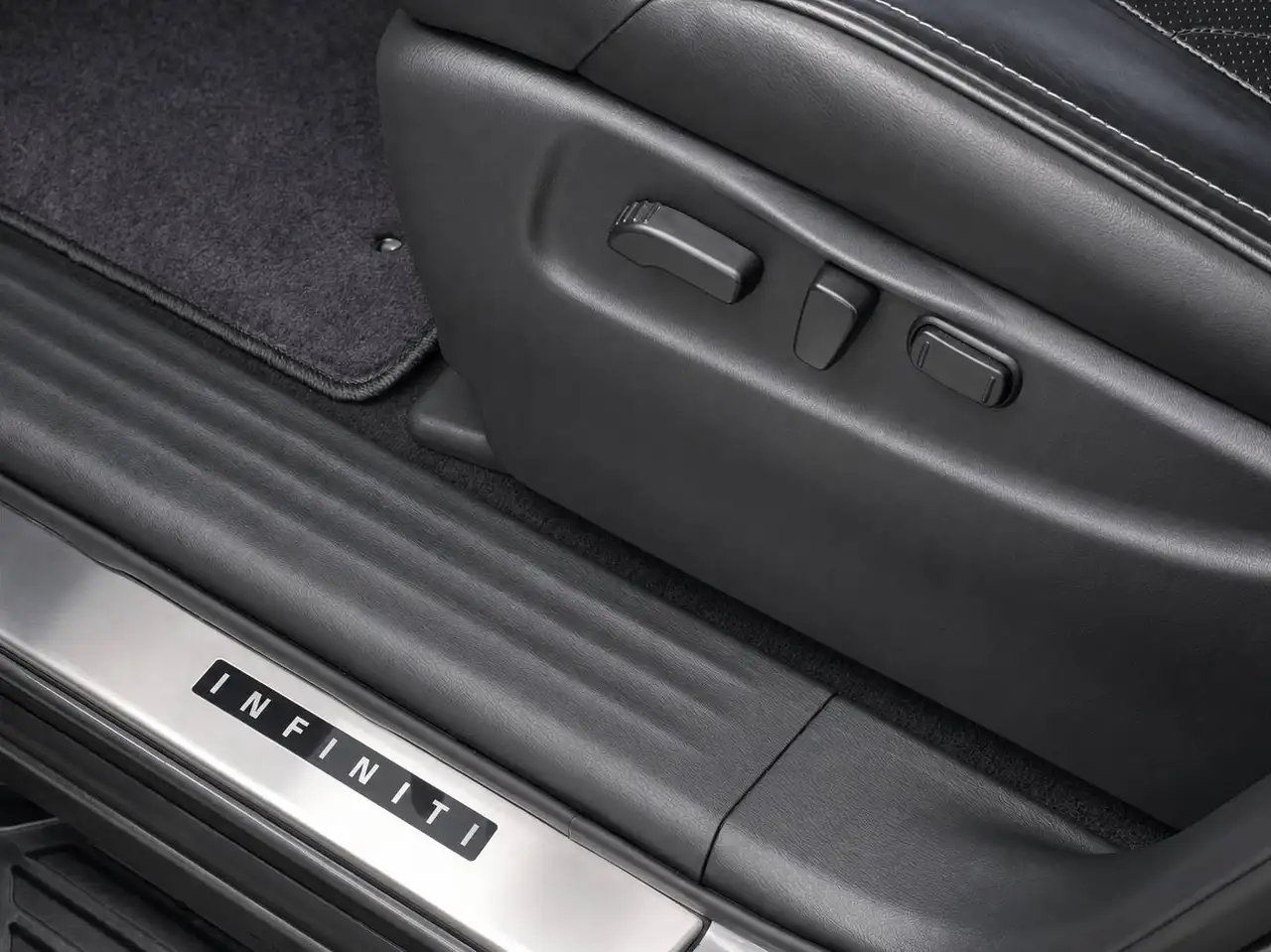 Infiniti QX80 fotografie Infiniti QX80