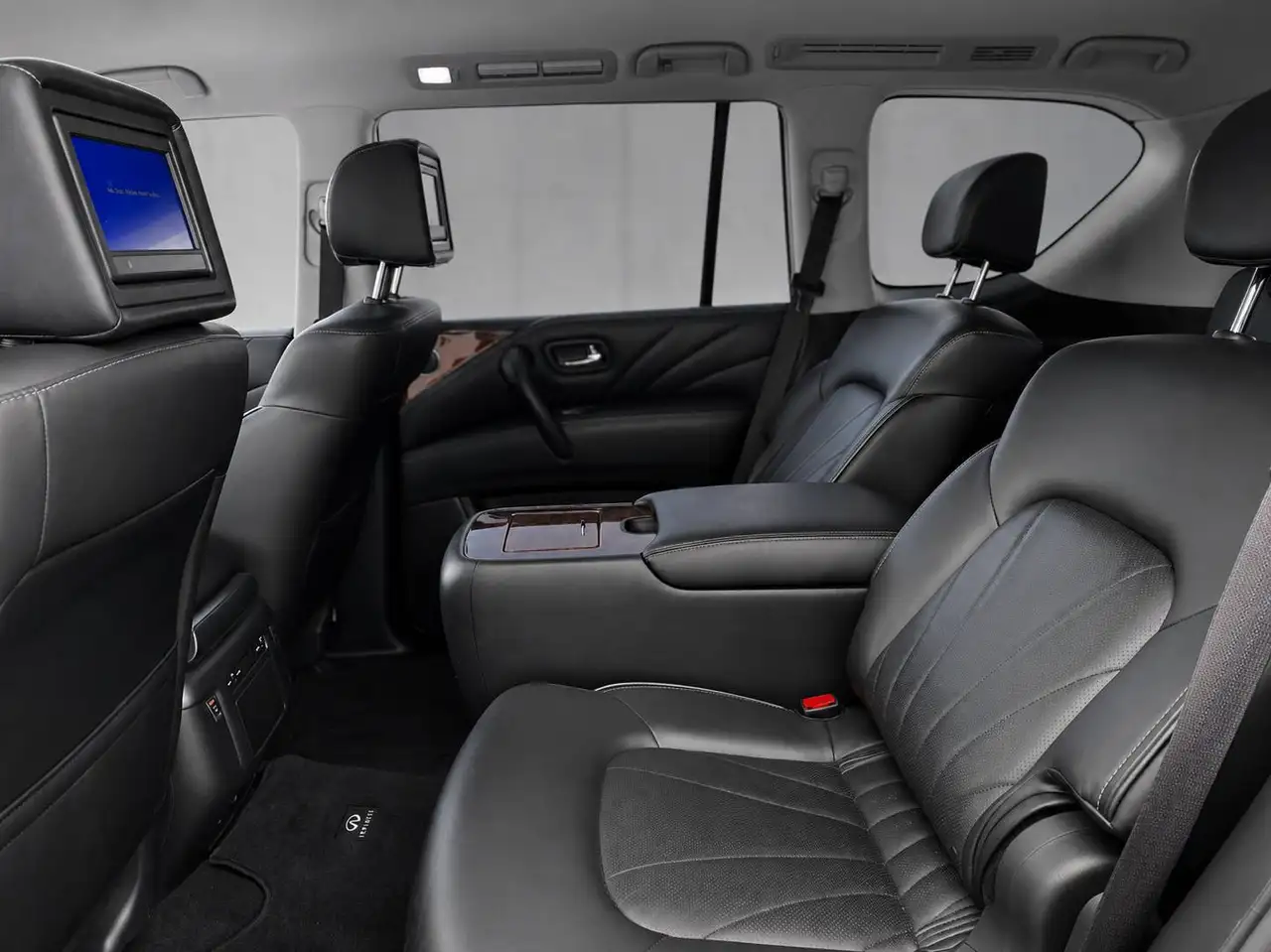 Infiniti QX80 fotografie Infiniti QX80