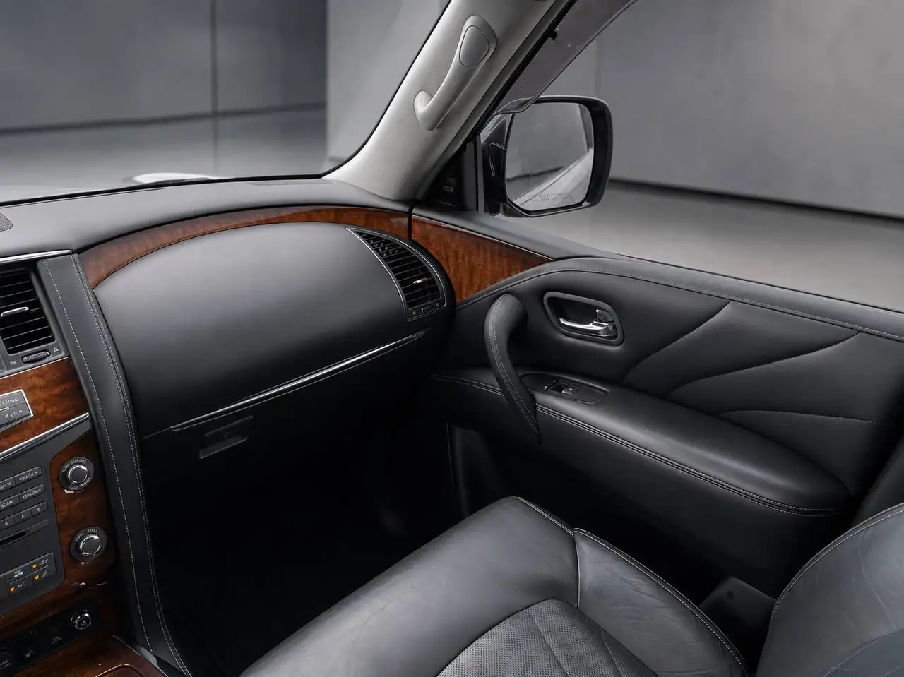 Infiniti QX80 fotografie Infiniti QX80