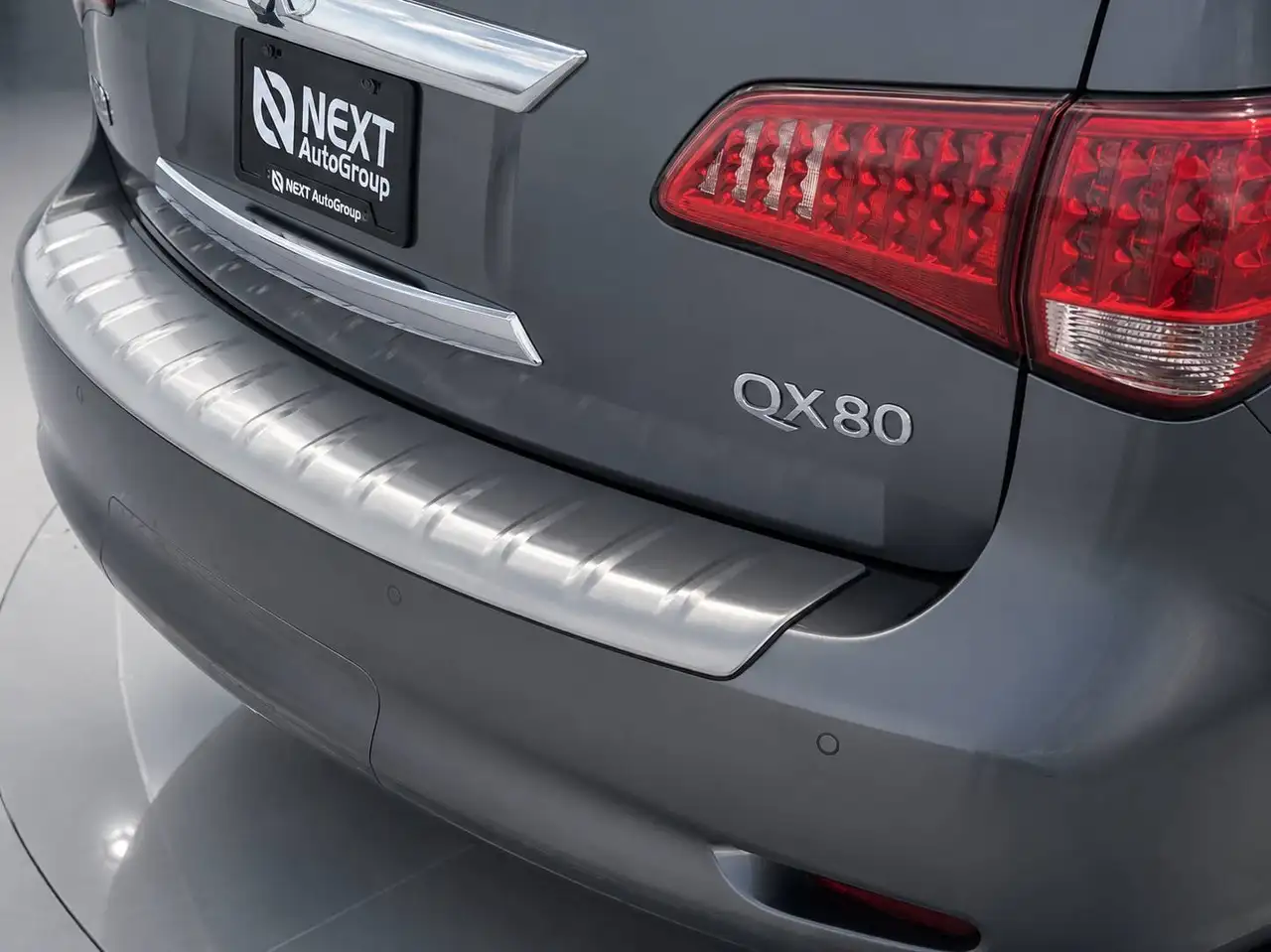 Infiniti QX80 fotografie Infiniti QX80