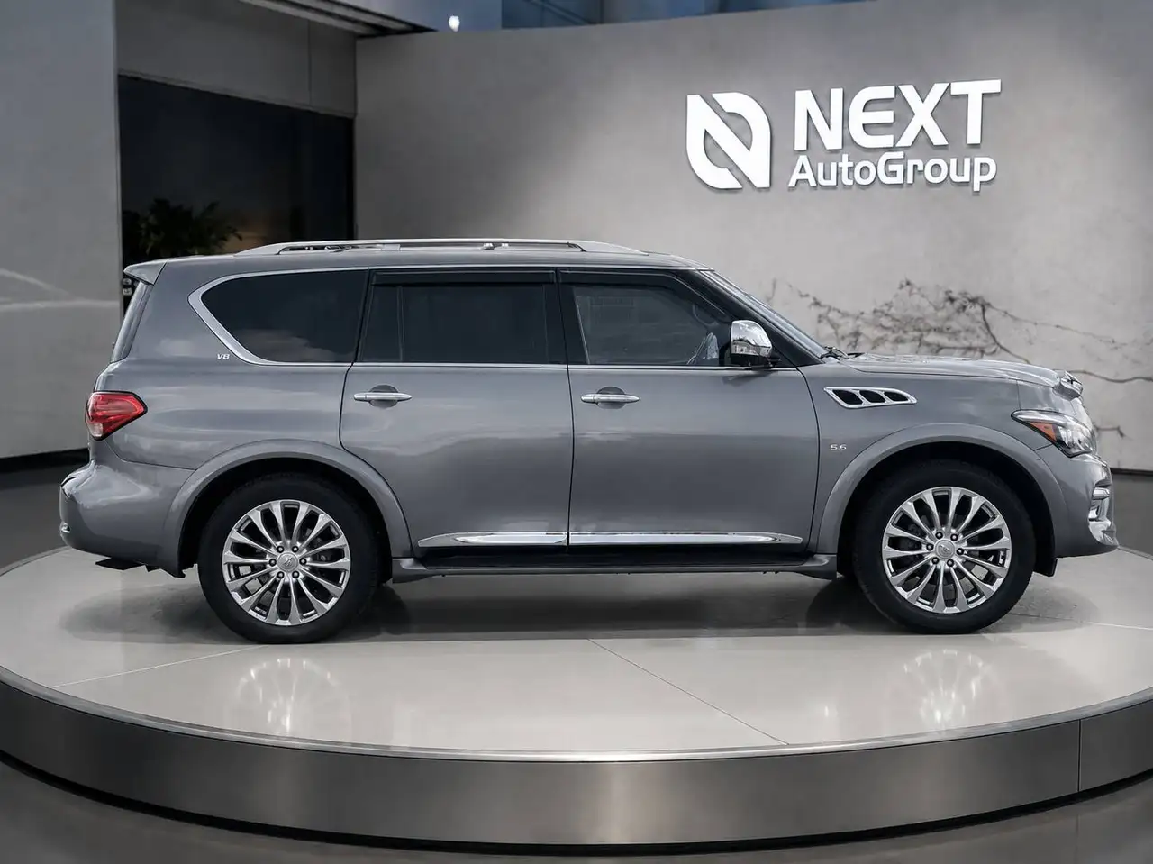 Infiniti QX80 fotografie Infiniti QX80