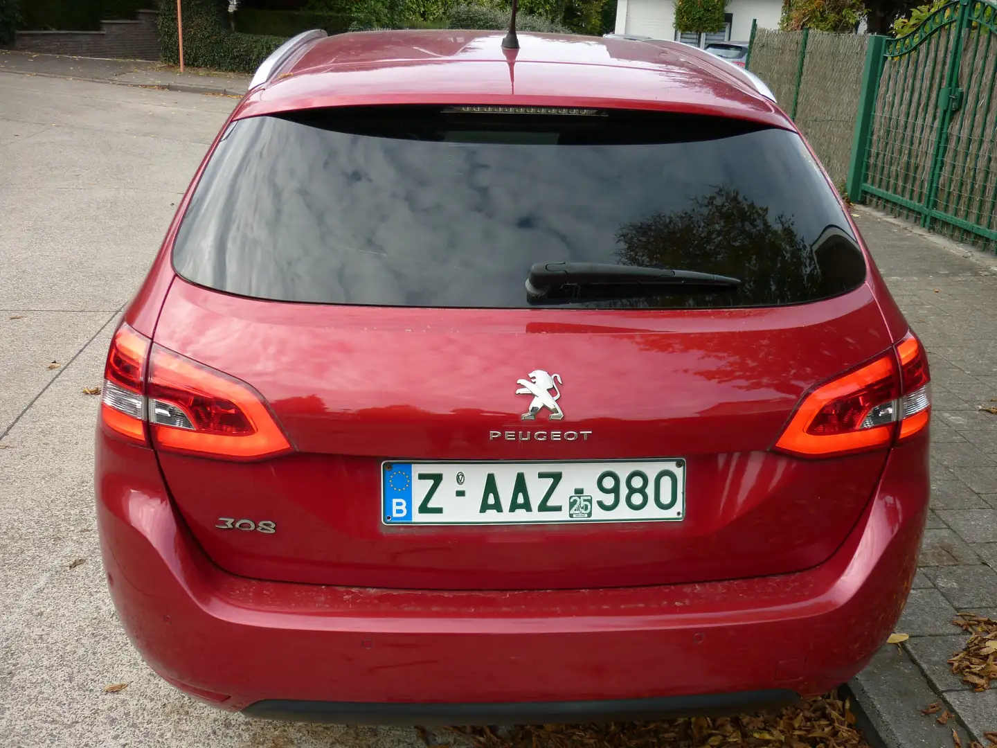 Peugeot 308 308 SW 1.5HDi Allure  euro6D ISC FCM : 6350+tva Rood - 2
