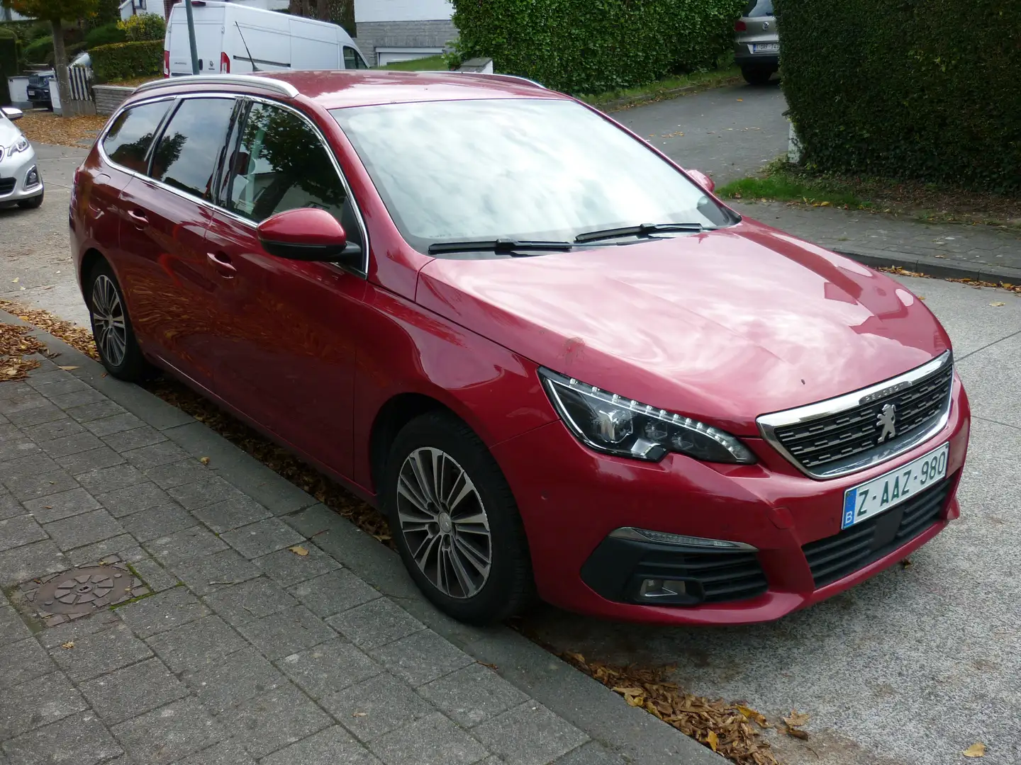 Peugeot 308 308 SW 1.5HDi Allure  euro6D ISC FCM : 6350+tva Rood - 1