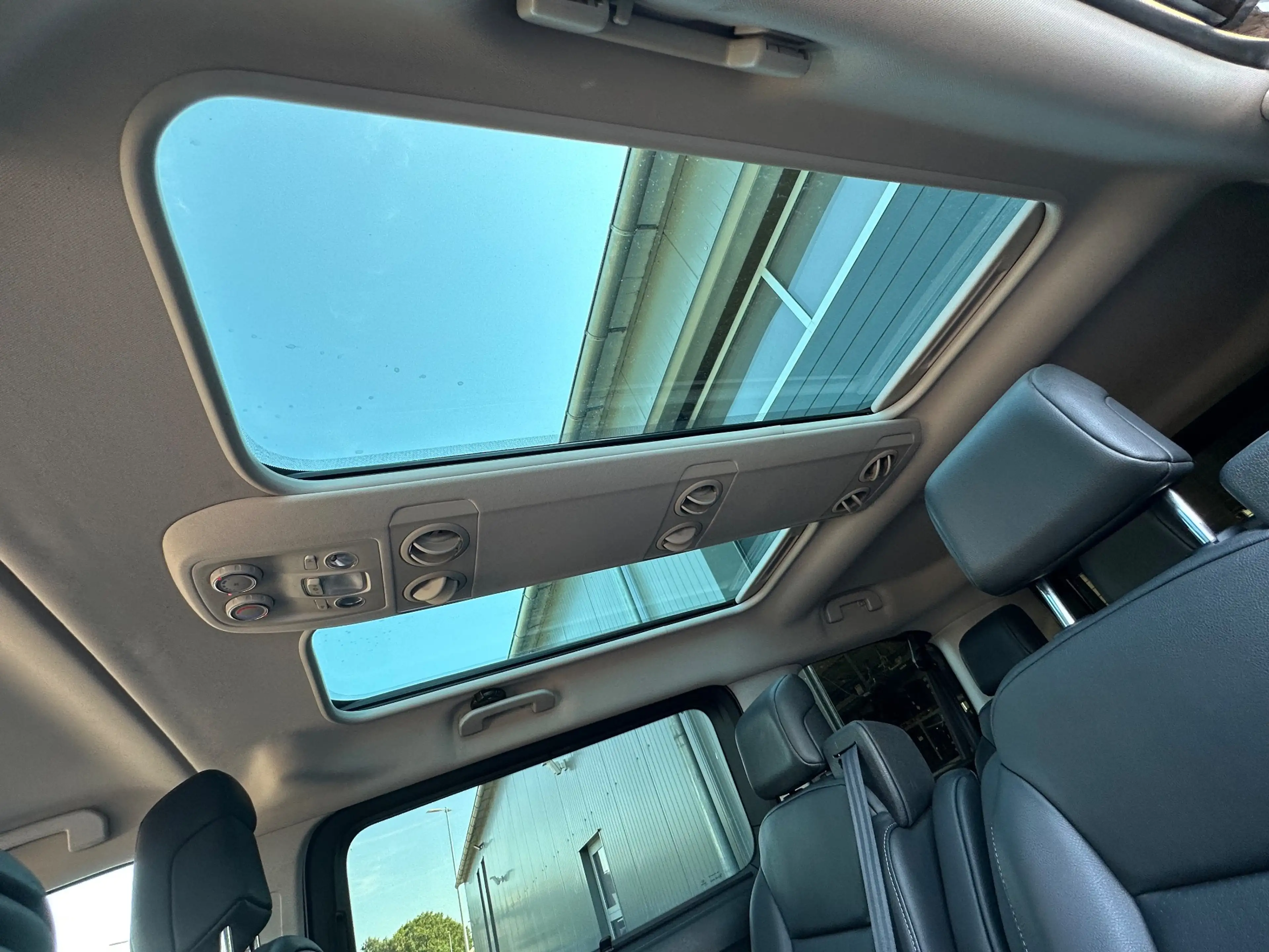 Opel Zafira Life L2H1 2.0 Diesel NAV+PANORAMA+AHK+HUD+SHZ+17ZOLL — photo 14