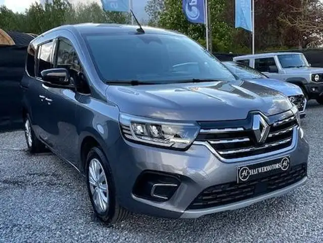 Renault Kangoo 7 pl // automaat // 2024 // L2 verlengde versie !