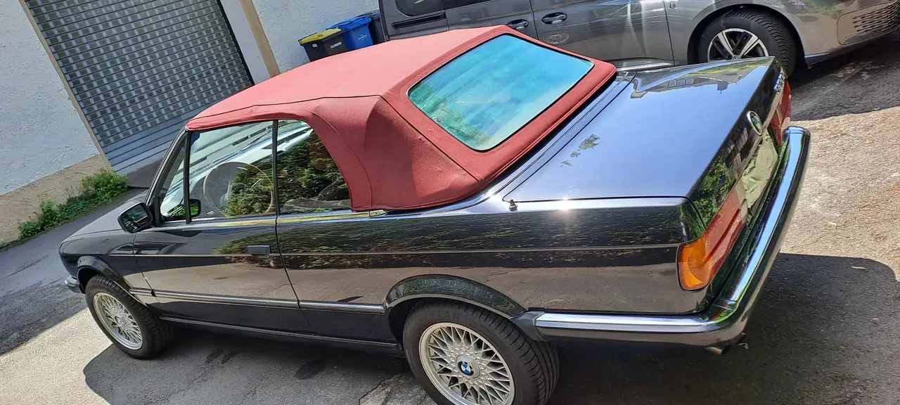BMW 320i, foto 12