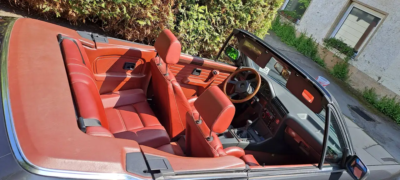 BMW 320i, foto 5