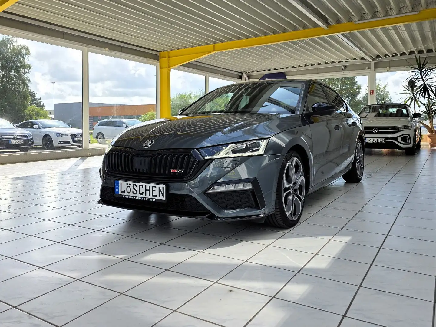 Skoda Octavia Limo RS Plus 4x4 Standheizung Canton Grau - 2