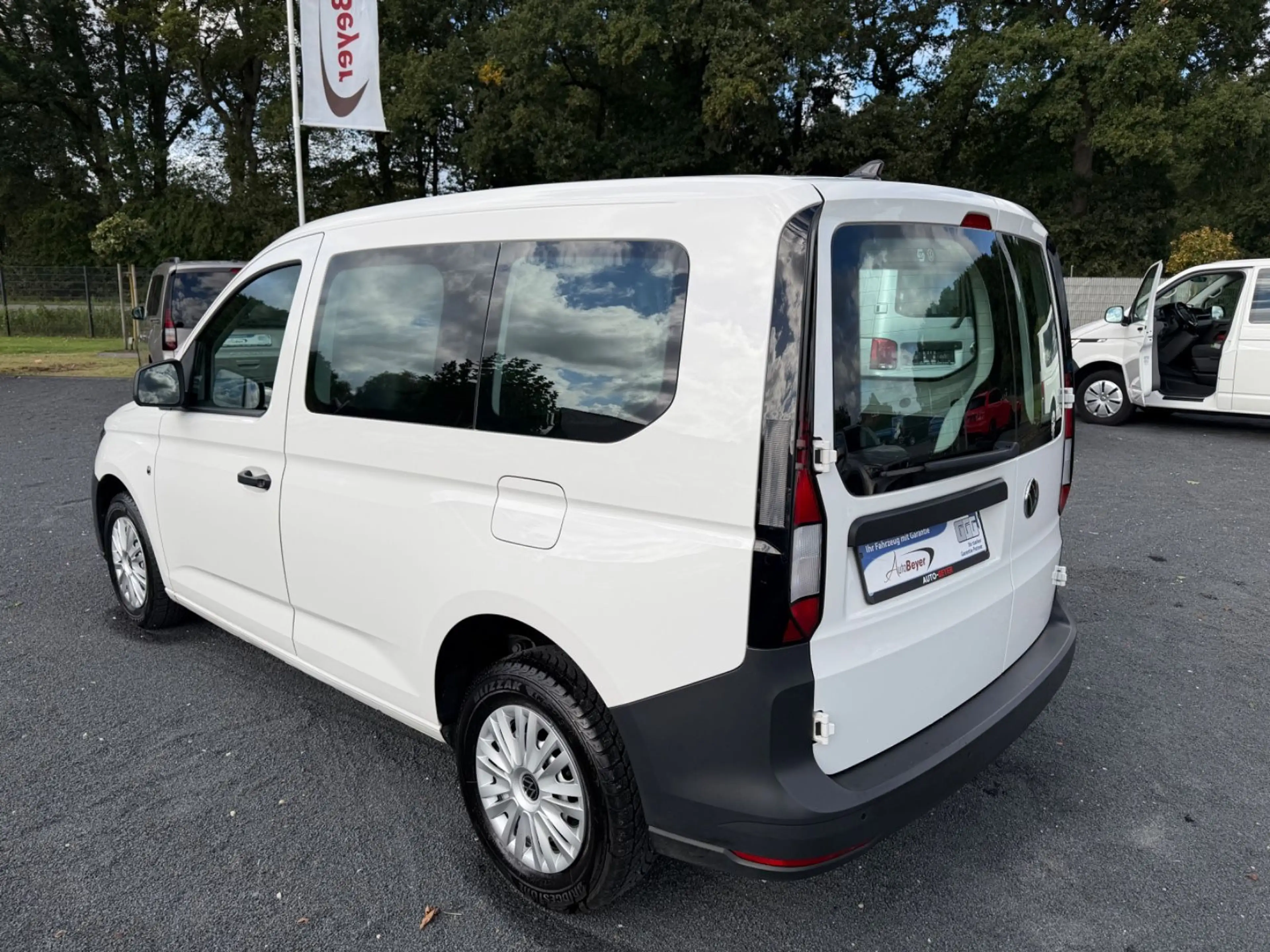 Volkswagen Caddy 2,0TDI Cargo Navi Klimatr. Sitzh. 1.Hand — photo 8