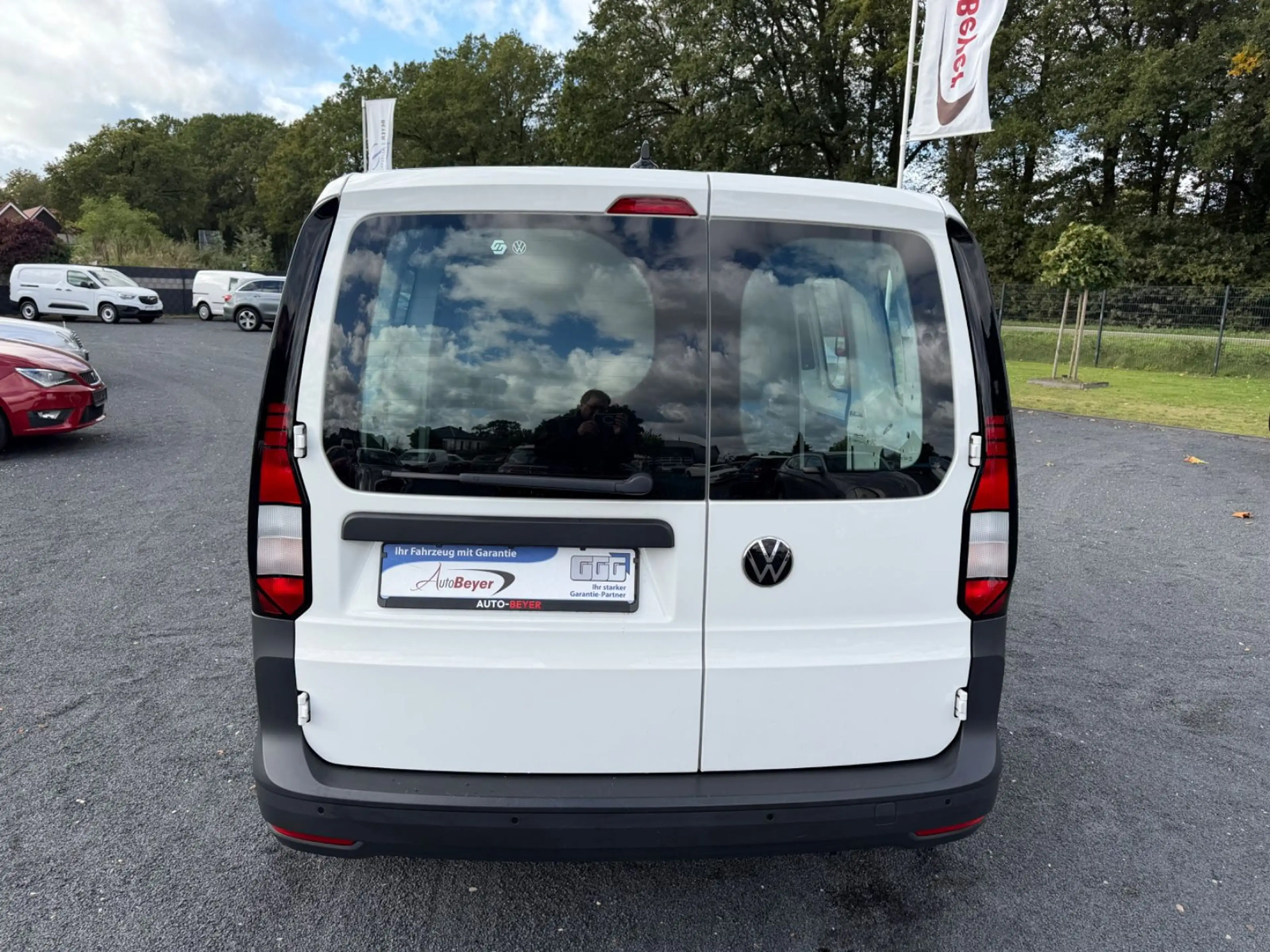 Volkswagen Caddy 2,0TDI Cargo Navi Klimatr. Sitzh. 1.Hand — photo 5