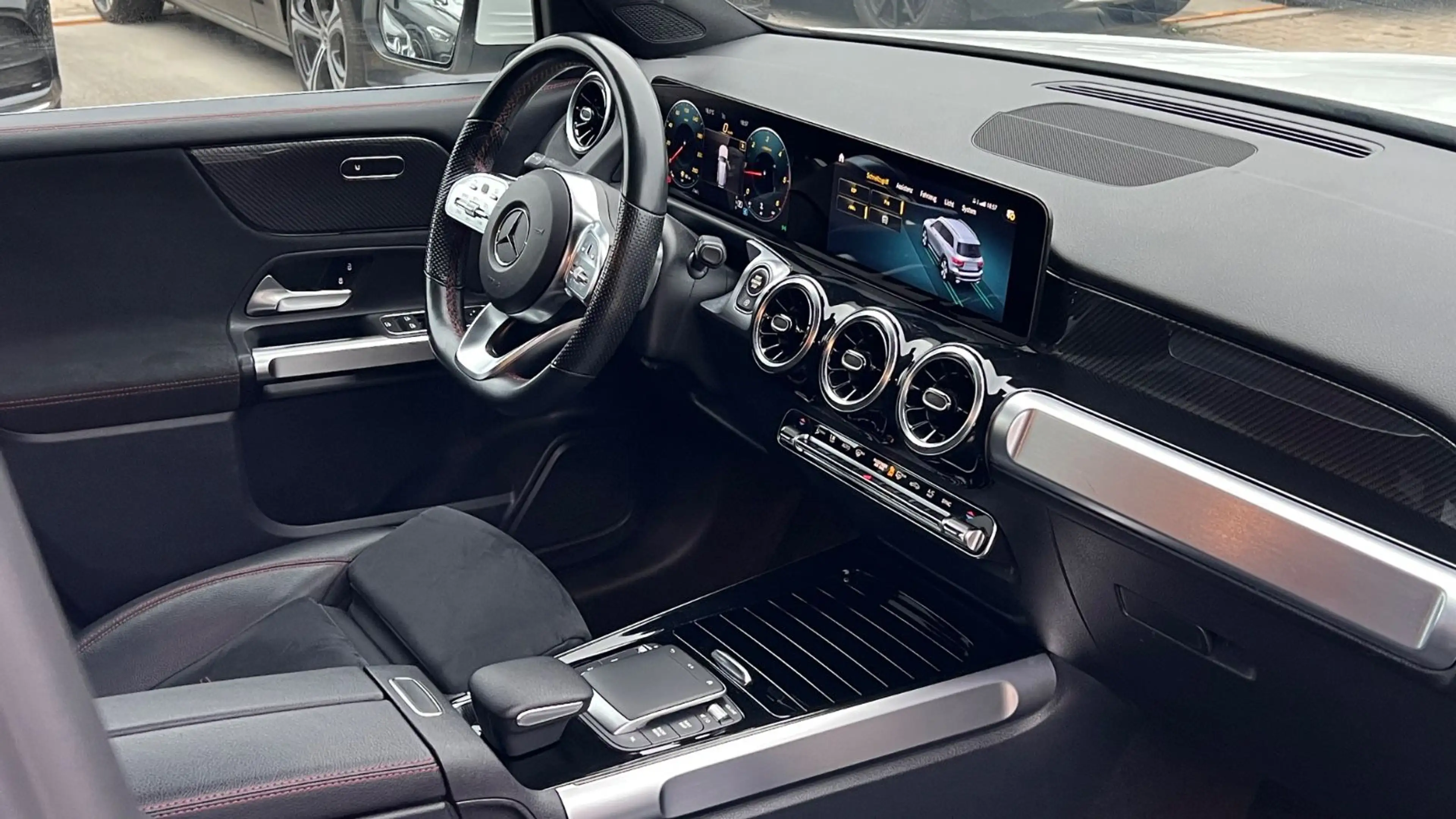 Mercedes-Benz GLB 200 d AMG LINE 8G-DCT-7*SITZER-LEDER-R.CAM- — photo 15