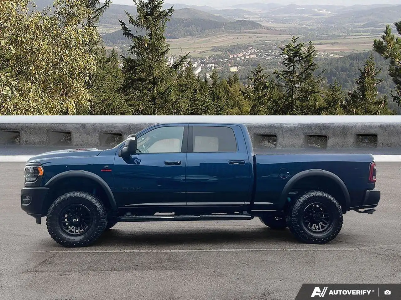 RAM 2500 снимка RAM 2500