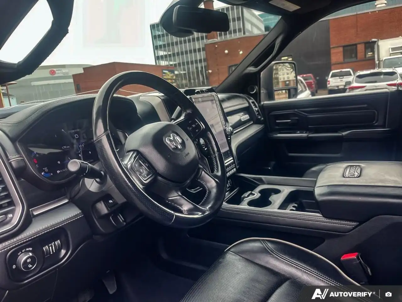 RAM 2500 снимка RAM 2500