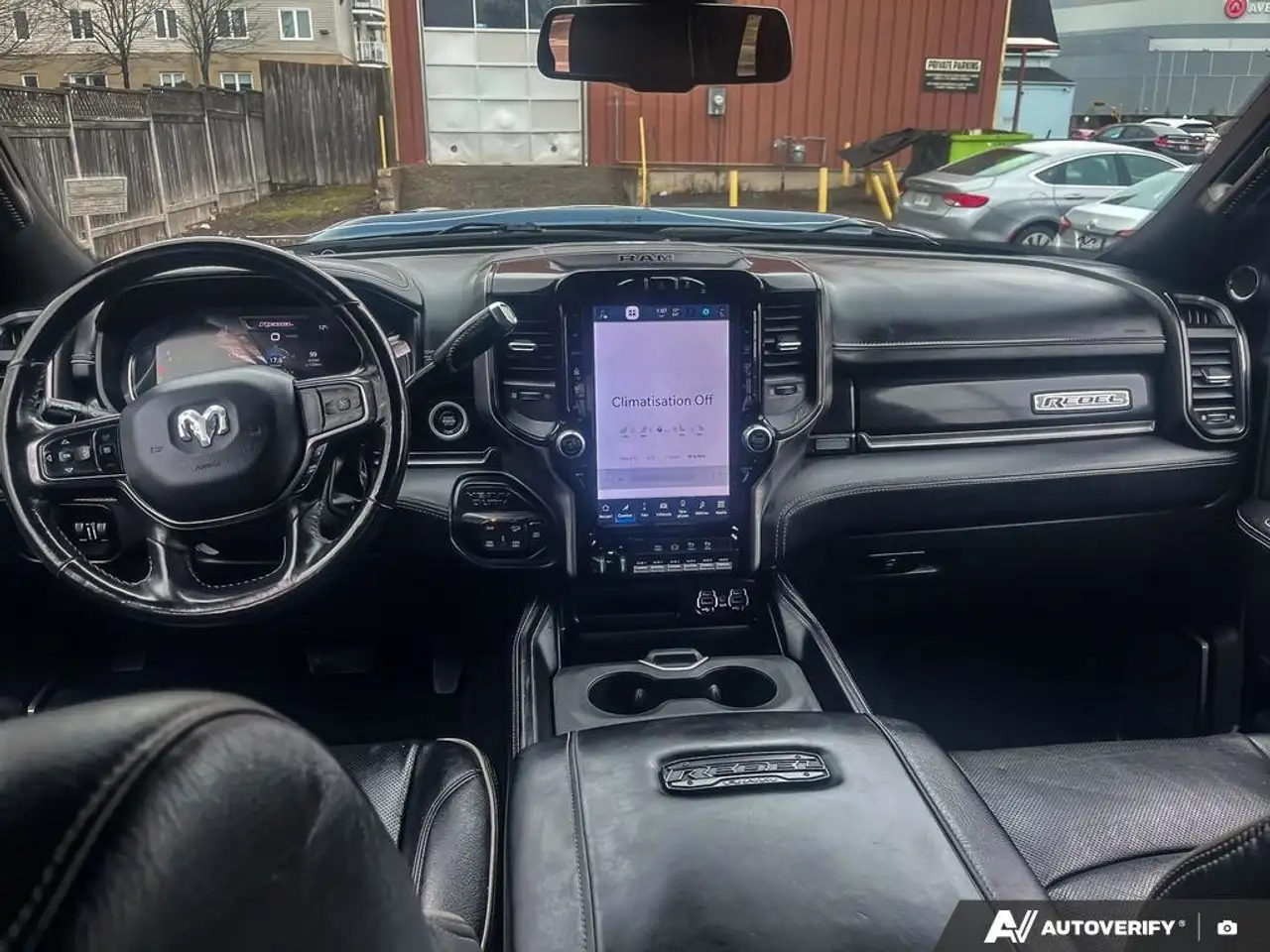RAM 2500 снимка RAM 2500