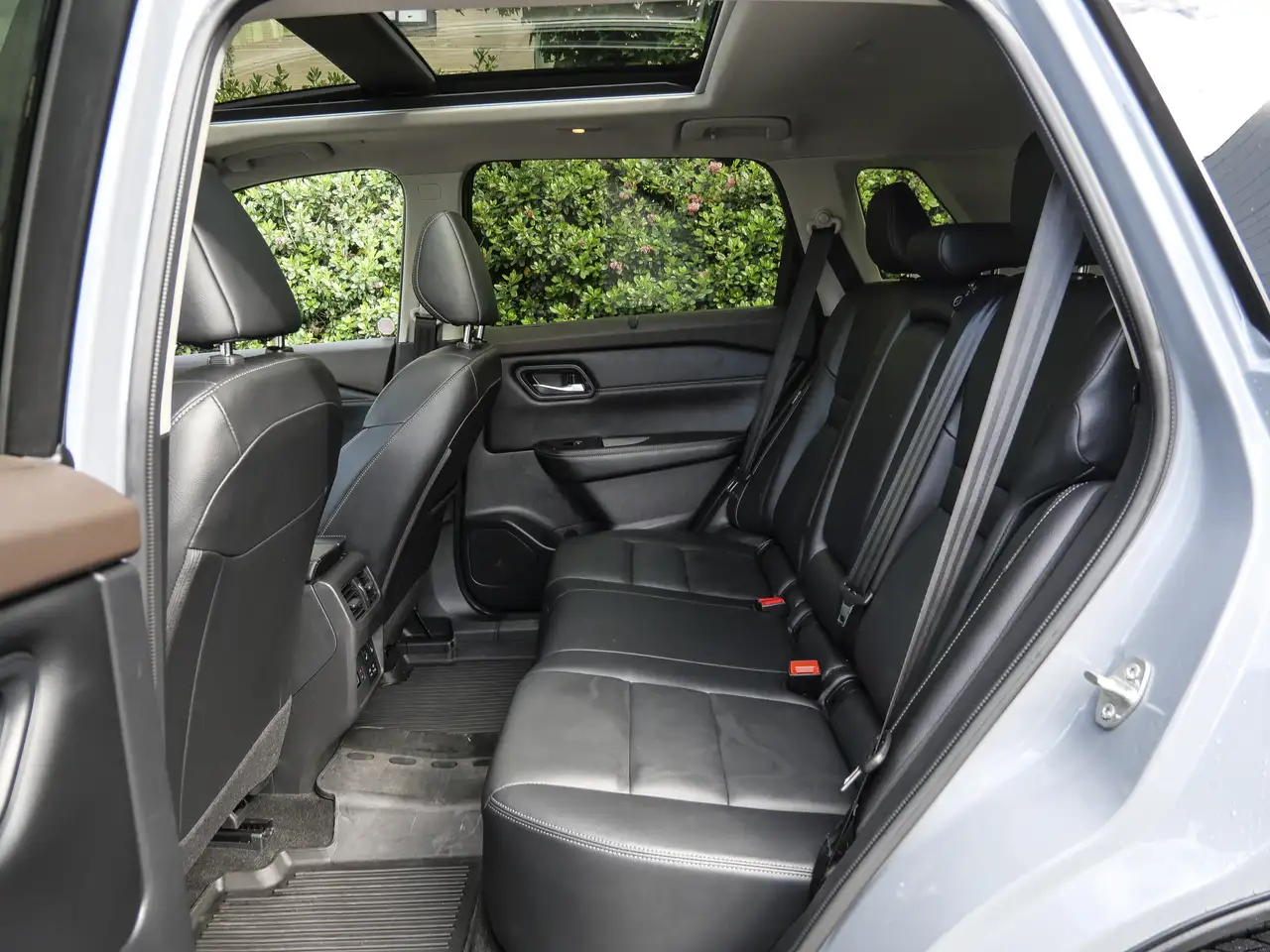 Nissan Rogue photo Nissan Rogue