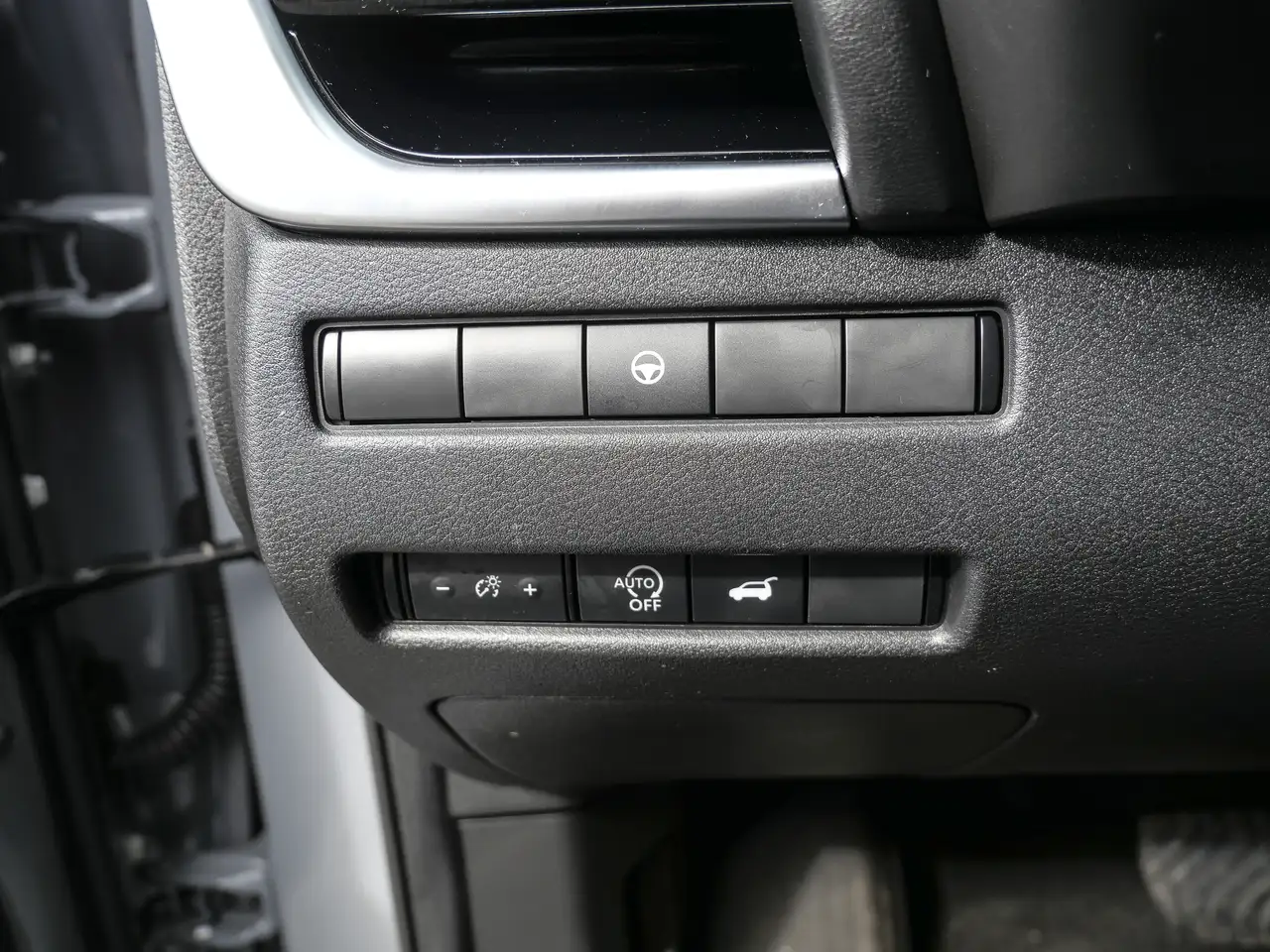 Nissan Rogue photo Nissan Rogue