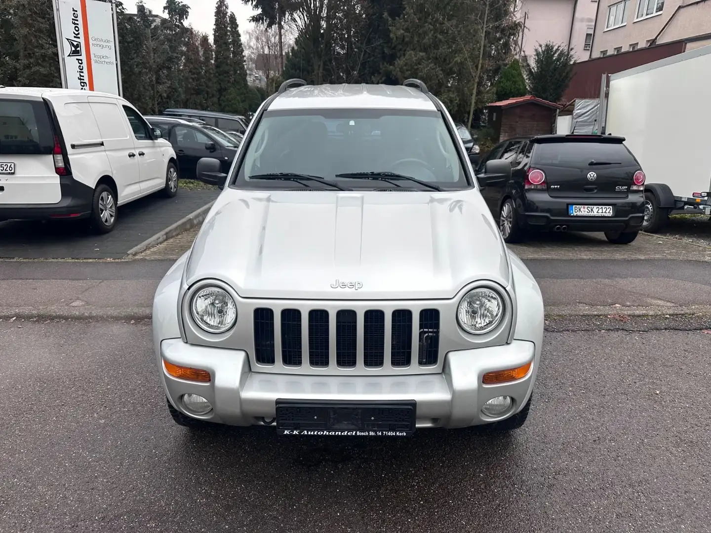 Jeep Cherokee Limited 3.7 Auto. Silber - 2