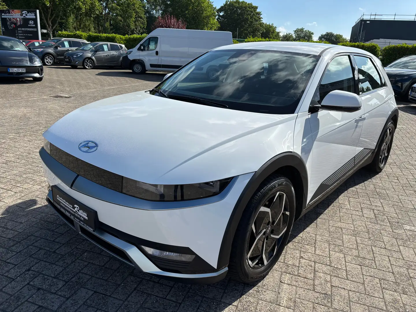Hyundai IONIQ 5 72.6 kWh RWD Dynamiq Wärmepumpe | Allwetter Bianco - 1