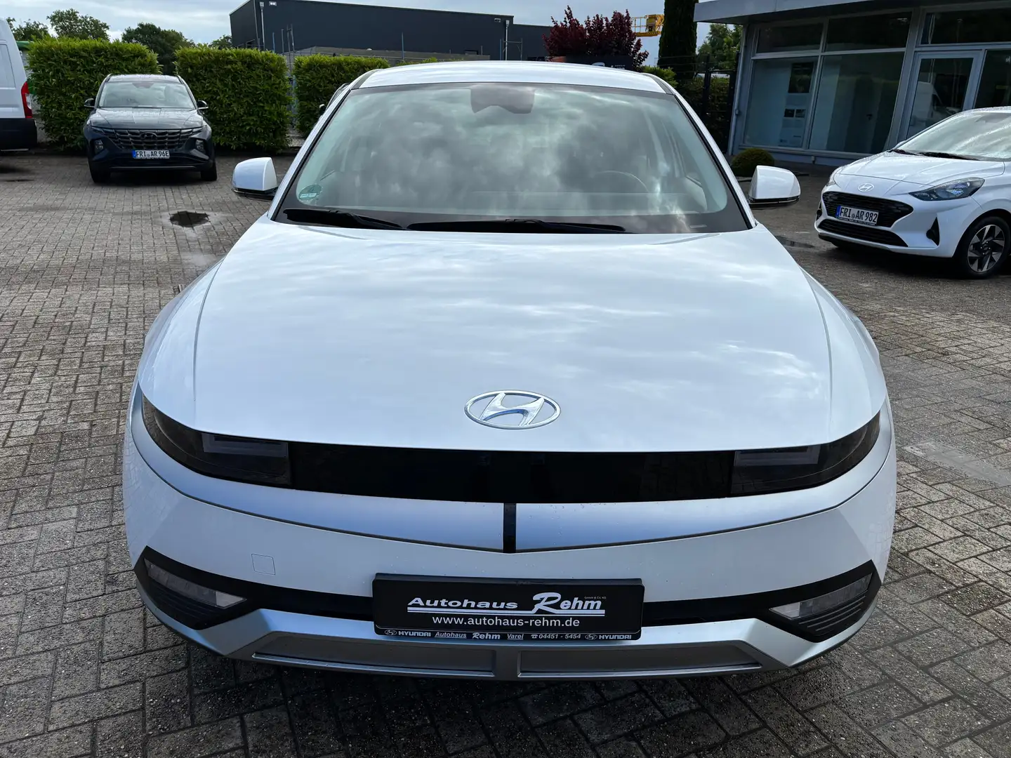 Hyundai IONIQ 5 Dynamiq 72,6 kWh Elektro Wärmepumpe | Allwetter Weiß - 2