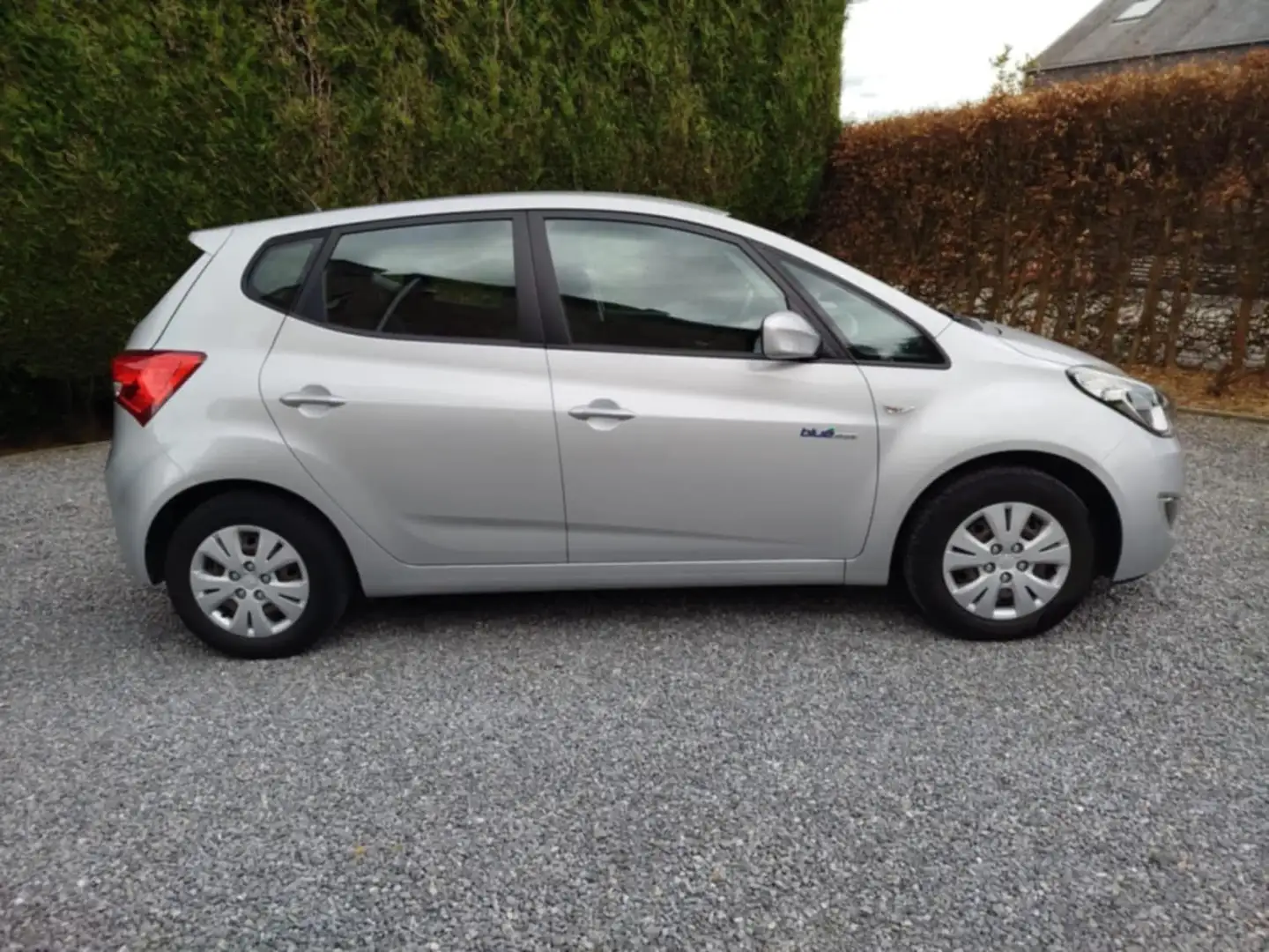 Hyundai iX20 1.4 CRDi Comfort ISG Stop&go Zilver - 1