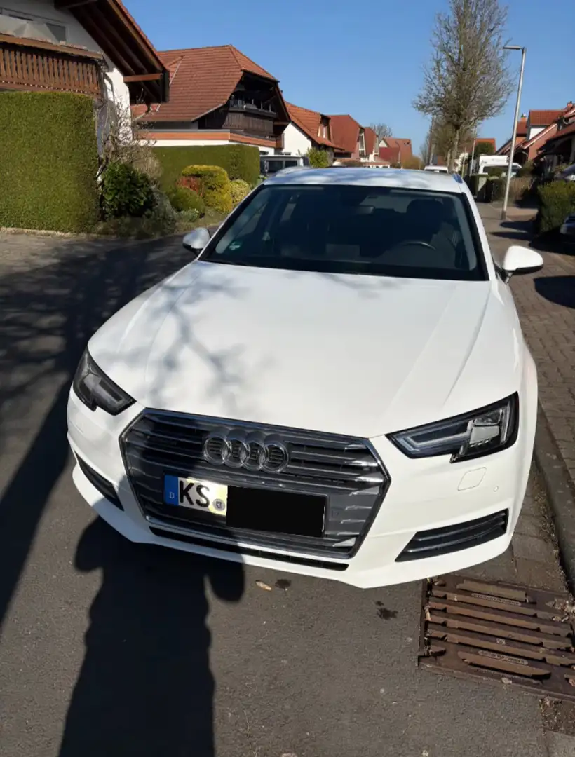 Audi A4 Avant 2.0 TDI S tronic quattro Weiß - 1