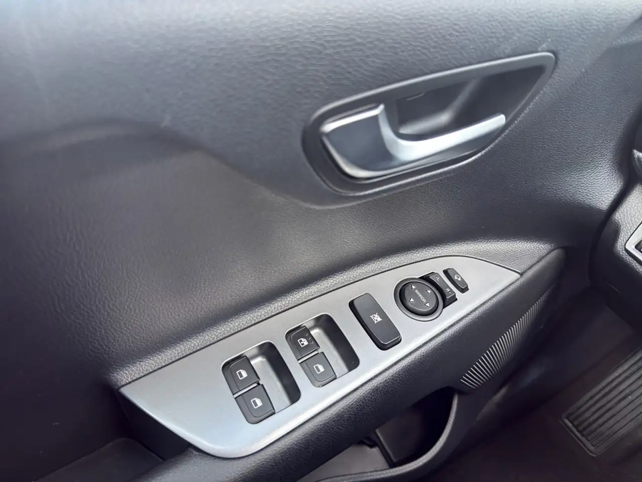 Kia Rio 120PS GT Line AT+ ACAA+KAMERA+EPH+LED+KLIMA+NAVI+S, миниатюра 19