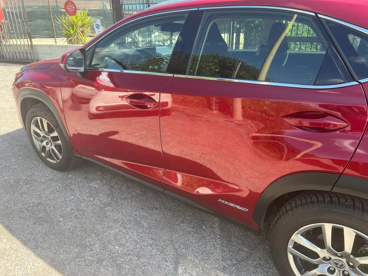 Lexus NX 300 NX I 2018 300h 2.5 Business 2wd cvt Gris - 2
