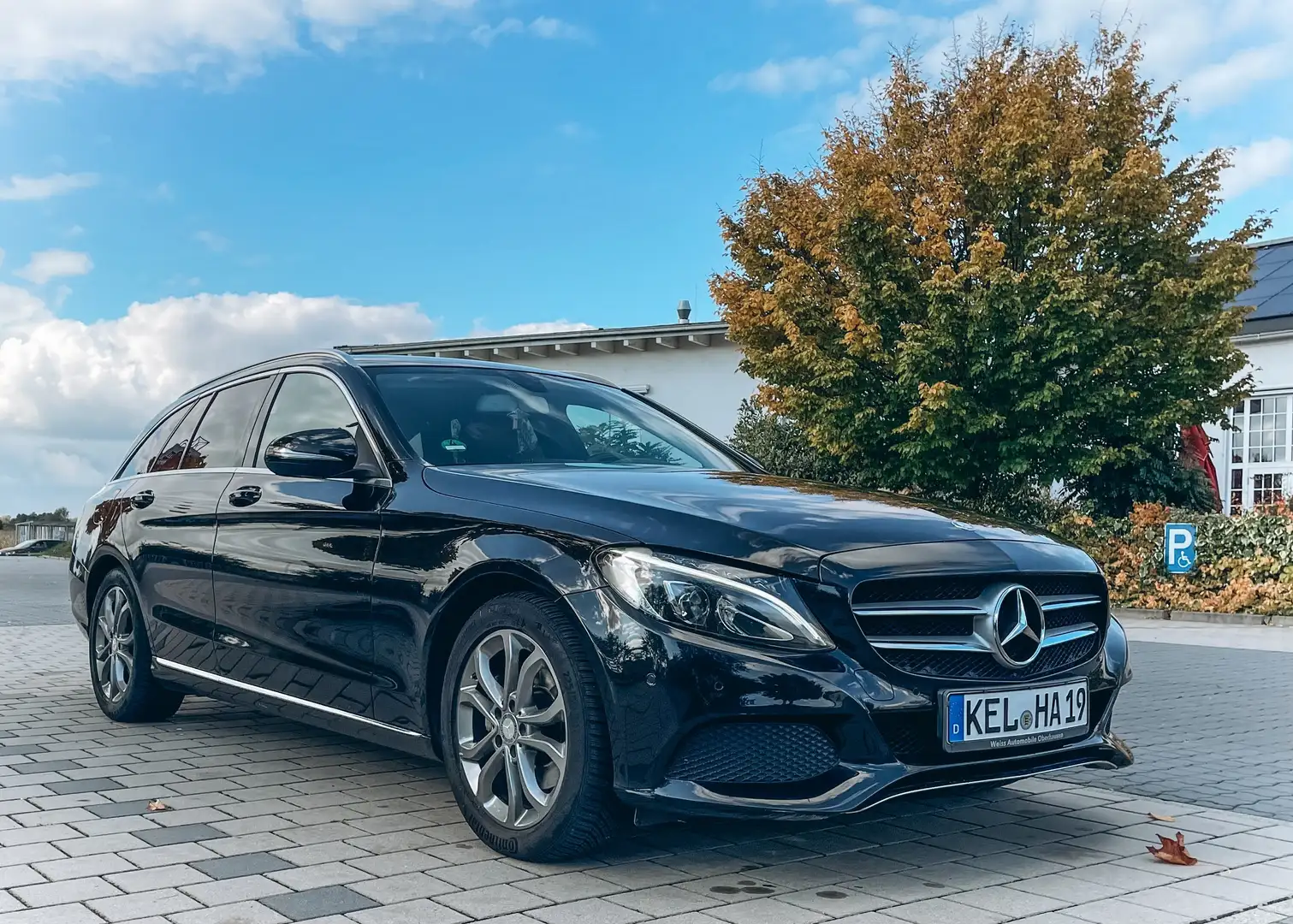 Mercedes-Benz C 220 C 220 (BlueTEC) d T 7G-TRONIC Exclusive Schwarz - 2