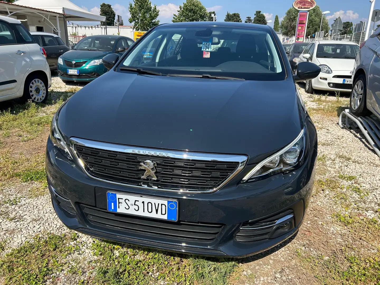 Peugeot 308 5p 1.5 bluehdi Business s&s 100cv Blau - 2